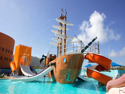 waterpark_ship_1